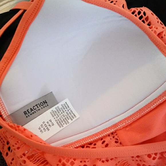 Kenneth Cole Reation halter push up swim tank - Picture 5 of 5